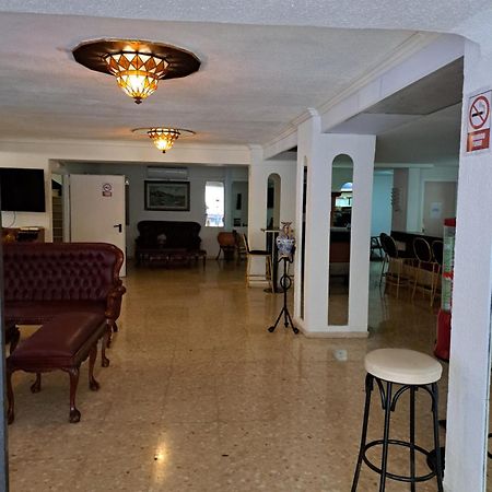 Hotel Castella Льорет-де-Мар Экстерьер фото
